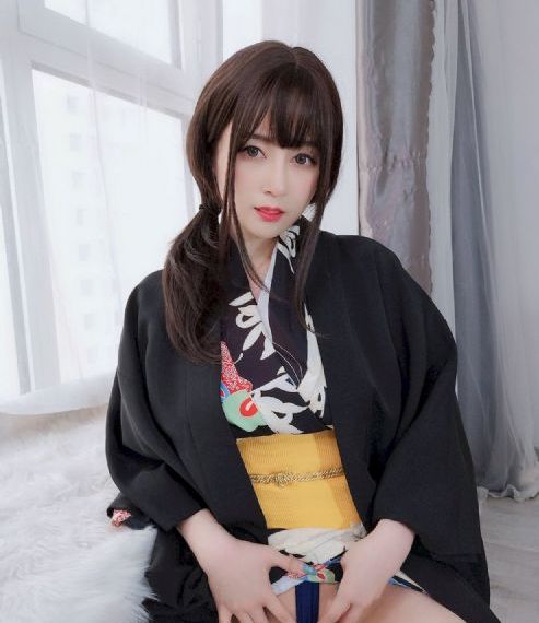 年轻妻子的秘密_全集高清在线观看